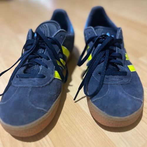 Adidas Gazelle athletic shoes like new, size 38, blue with yellow