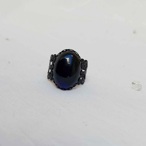 Ring with black and blue crystal new