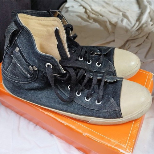 Canvas boots used size 42 gray and black
