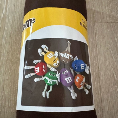 M & m’s fleece blanket 127 x 152.4cm new