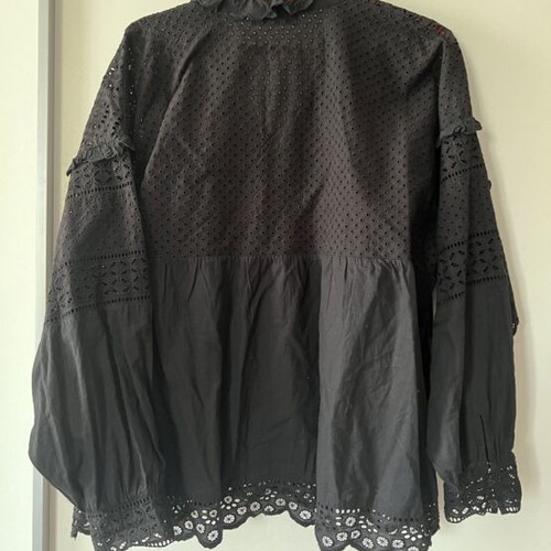 Twinset blouse with English embroidery like new, black, size M/L