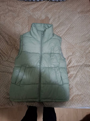 Vest new, green, size S 36-38
