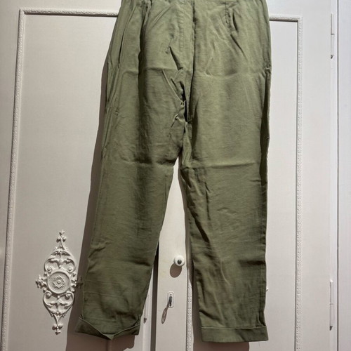 Zara spring pants like new, size medium, green