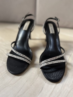 Steve Madden black high heel shoes size 40 used