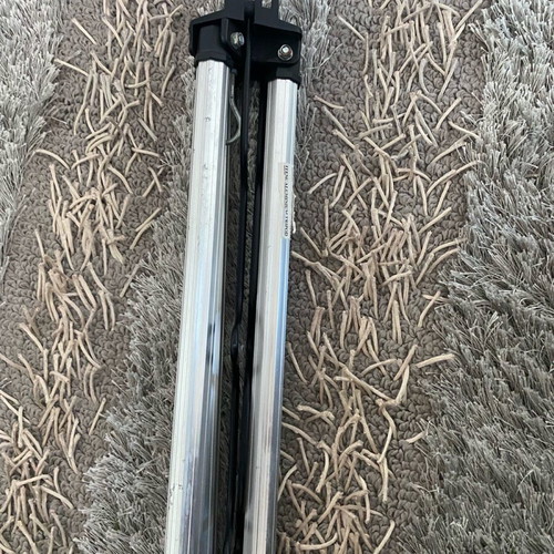 Camor extendable fishing rod tripod like new