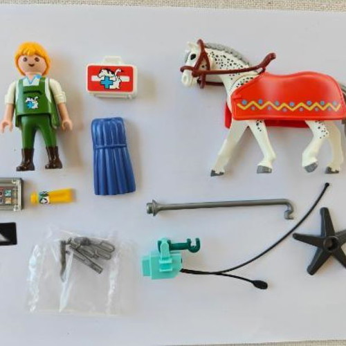 Playmobil 5533 Portable X-ray Device and Veterinarian like new