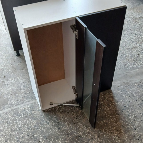Kitchen cabinets used, set of 3 with various doors and drawer