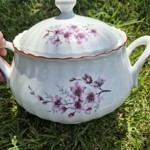 Porcelain soup tureen with lid and sauce boat new, 2.5L, Kitka factory