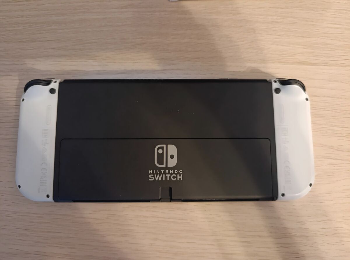 Nintendo Switch OLED 64GB with 256GB SD… - € 260,00 - Vendora.cy