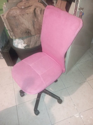 Office chair pink used fabric needs fixing