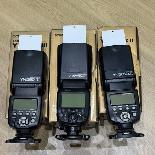 Yongnuo Speedlight Flash Set for Canon like new, 3 pieces