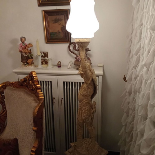 Floor lamp like new, height about 1.80m