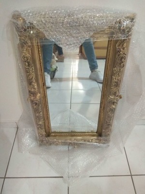 Κορνίζα σκαλιστή με καθρέφτη καινούργια, διαστάσεις 40cm x 66cm