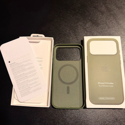 Apple TechWoven Case MagSafe for iPhone 17 Pro Max new