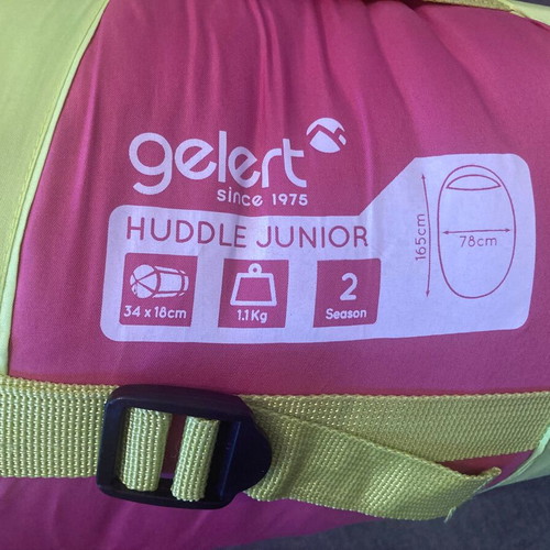 Gelert Huddle Junior Kids Sleeping Bag like new, 2-season