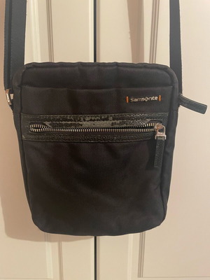 Samsonite bag used, black with leather wear