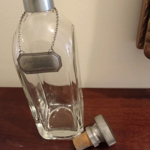 Johnie Walker authentic classic decanter height 0.28m