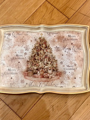 Serving tray new with Christmas tree design