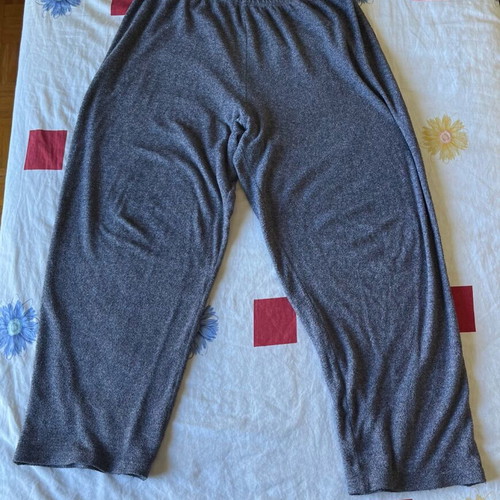 Men's pajama pants set like new, checkered and grey melange