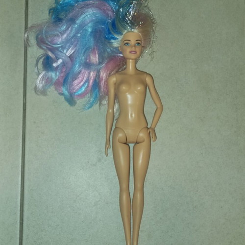 Barbie doll like new without clothes