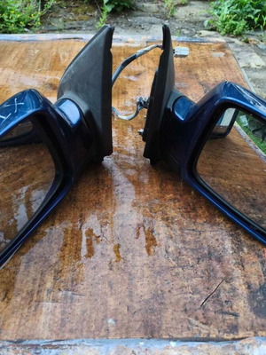 Nissan ExTrail car mirrors, pair