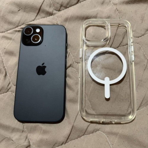 iPhone 15 128GB used, black, Apple iOS, 20+ MP camera
