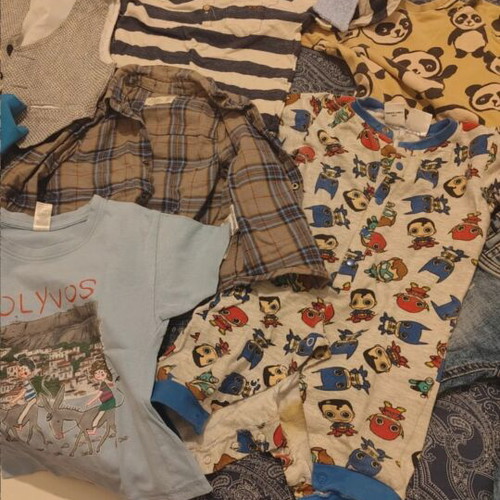 Baby clothes pack 9-12 months like new with All Stars shoes