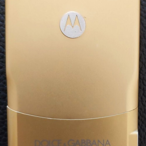 Motorola Motorazr V3i Dolce & Gabbana used, gold