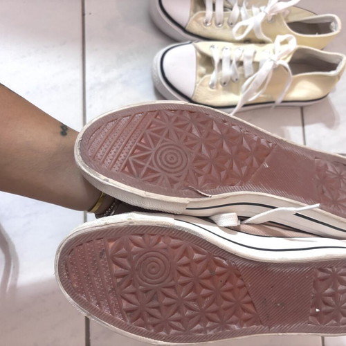 Canvas shoes used, size 37, pack of 2, yellow and beige