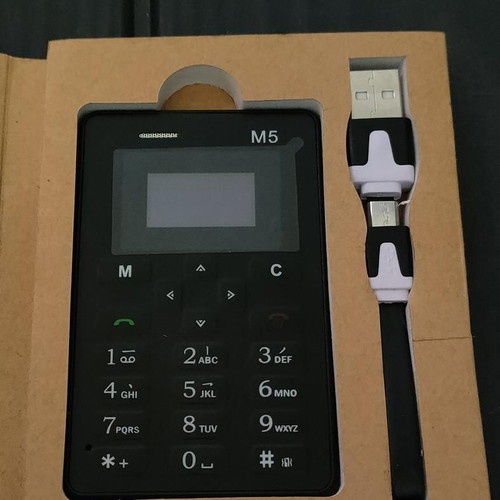 AEKU M5 ultra-compact cell phone new, black