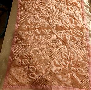 Παιδική  vintage  Βασιλική χειροποίητη Ροζ κουβέρτα!