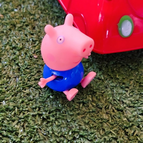 Peppa Pig Car with 3 Collectible Figures like new