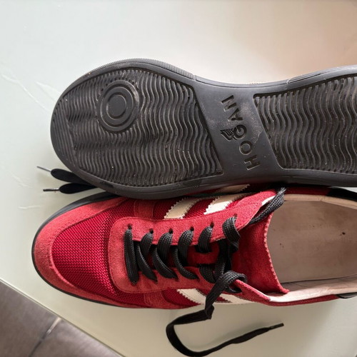 HOGAN men's athletic shoes like new, red, size 41.5