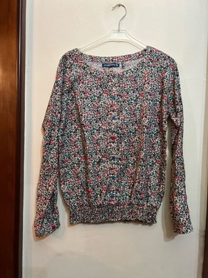 Floral top Attrattivo