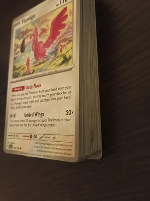 47 κάρτες Pokémon tcg