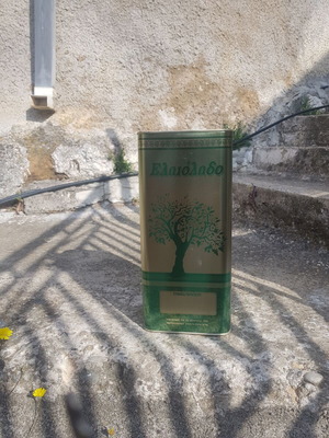 Εξαιρετικό παρθένο ελαιόλαδο Λακωνίας 5L οξύτητας 0.18 καινούργιο
