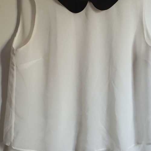 Bershka chiffon top with black collar, like new, size L