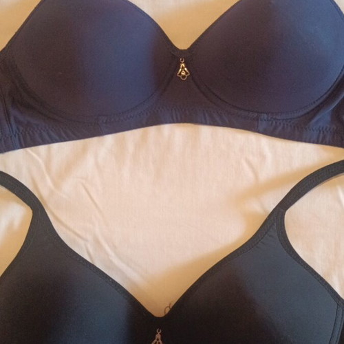 Bras set like new, 4 pieces, black and blue