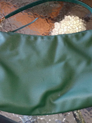 Fragola Shoulder Bag green like new FE200