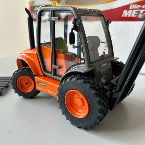 Joal Clark metal large size new toy vehicle