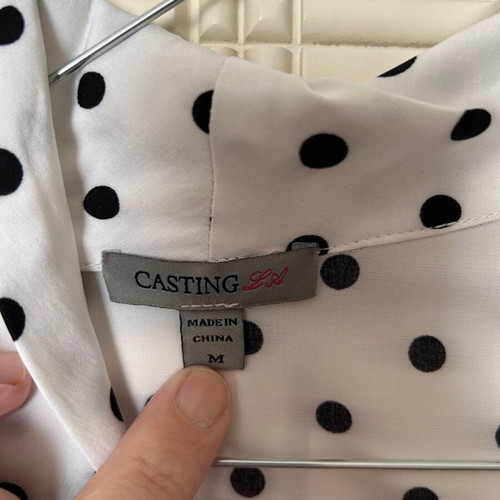 Women's shirt medium side tie like new