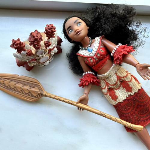 Disney Store Moana Singing Doll 12” like new