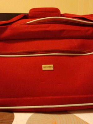 Hunter travel sack like new, red, dimensions 30x60x30