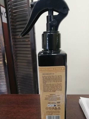 Spray Clay προϊόν για στυλιζάρισμα μαλλιών