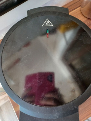 Switch On crepe maker used