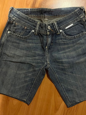 Levi's denim bermuda shorts size L used, blue