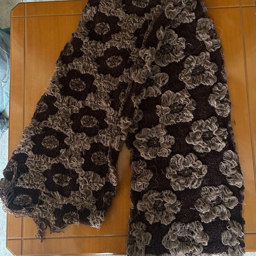 Scarf with popcorn technique like new, beige and brown