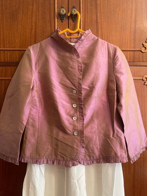 Κοντό σακάκι 100% μεταξωτό ιταλικό Νο L σαν καινούργιο