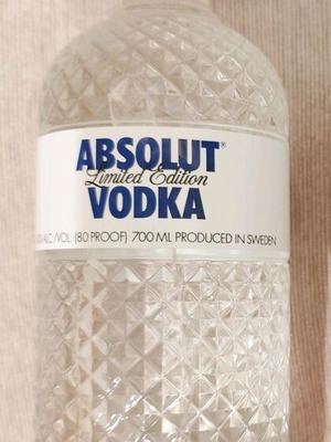 Absolut Glimmer Vodka 70cl limited edition sealed new