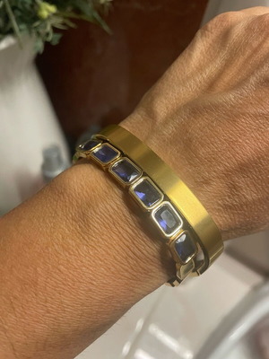 Steel bracelet new with stones